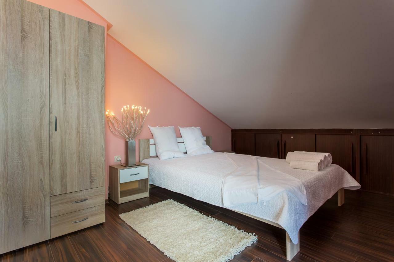 Apartments Tb Porat  Εξωτερικό φωτογραφία
