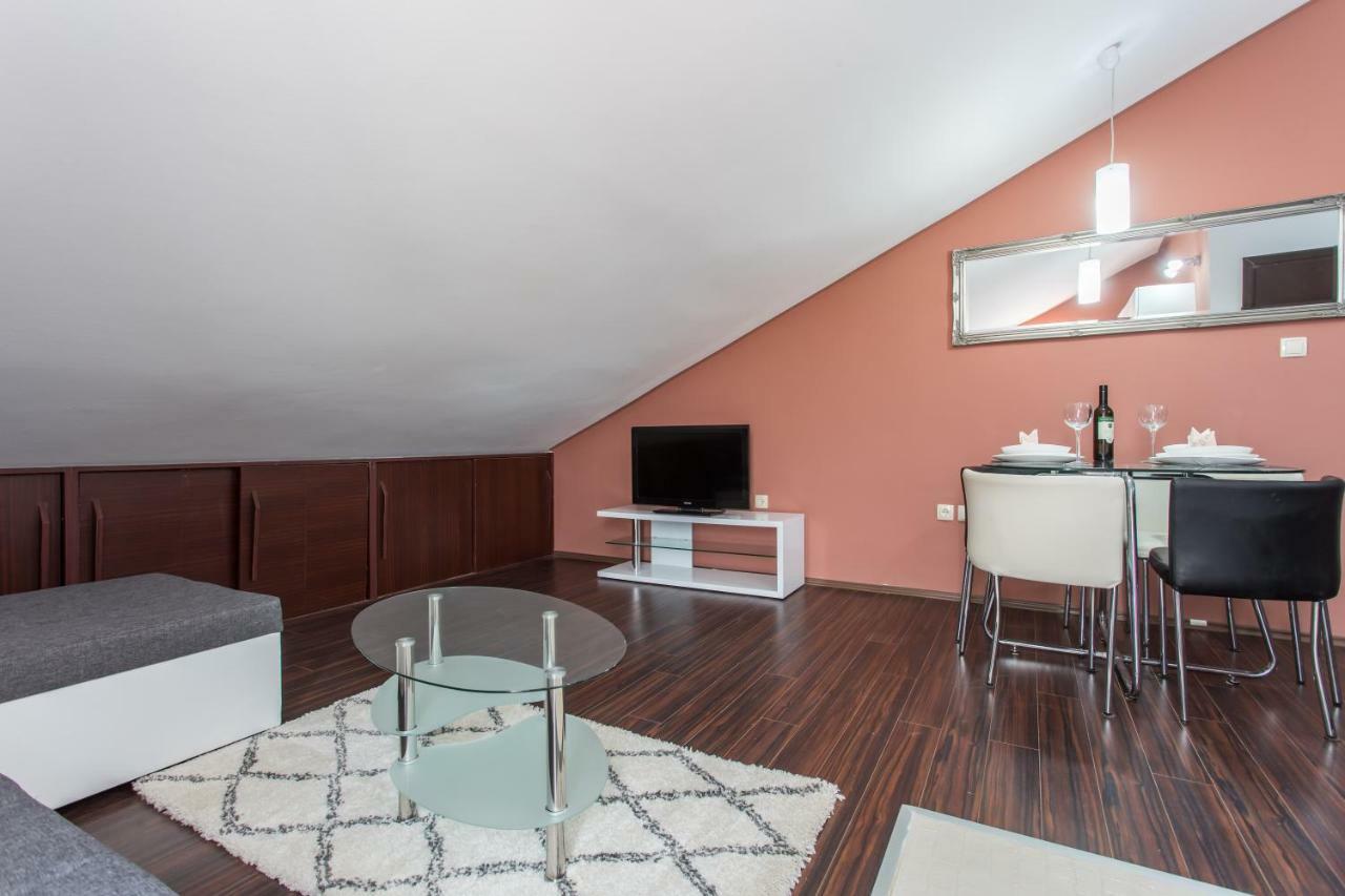 Apartments Tb Porat  Εξωτερικό φωτογραφία